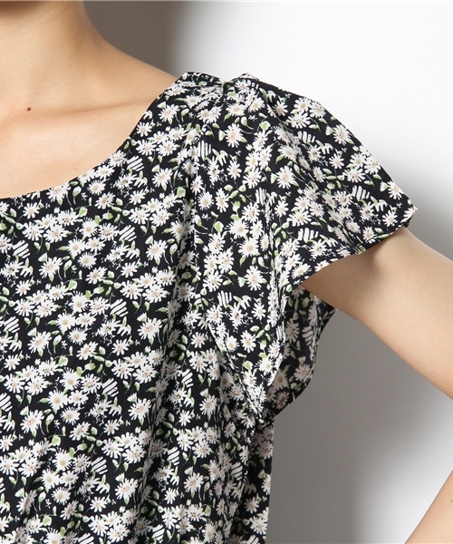 MAJESTIC LEGON（マジェスティックレゴン）の「マーガレット柄OP（ワンピース・レディース・ネイビー/ラベンダー/イエロー/ライトグリーン・FREE）」の11枚目の写真