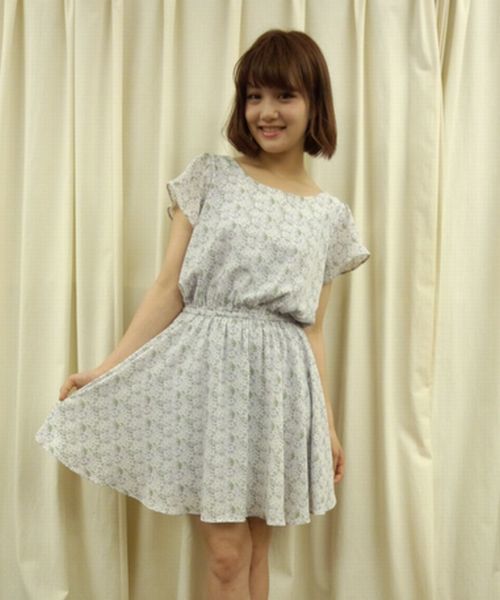 MAJESTIC LEGON（マジェスティックレゴン）の「マーガレット柄OP（ワンピース・レディース・ネイビー/ラベンダー/イエロー/ライトグリーン・FREE）」の19枚目の写真