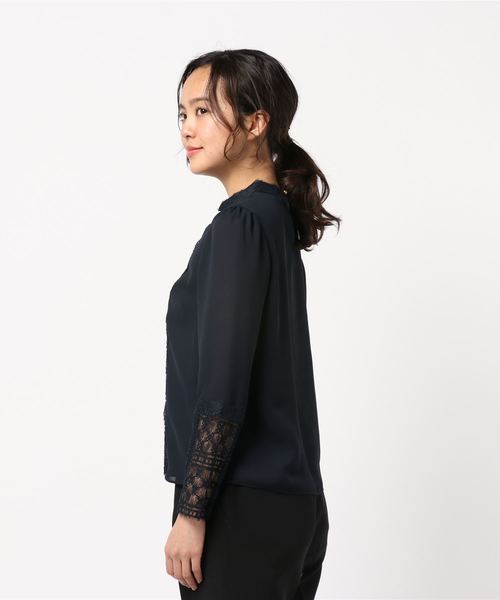 JILL STUART（ジルスチュアート）の「シンディレースコンビブラウス（シャツ/ブラウス・レディース・ホワイト/ネイビー/ライトグリーン・SMALL/MEDIUM）」の5枚目の写真