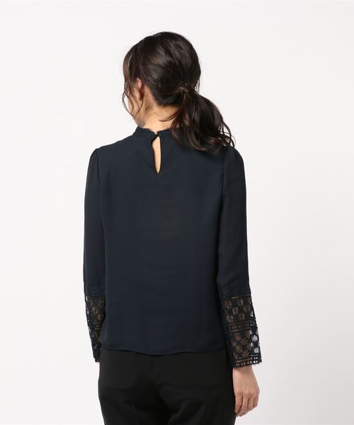 JILL STUART（ジルスチュアート）の「シンディレースコンビブラウス（シャツ/ブラウス・レディース・ホワイト/ネイビー/ライトグリーン・SMALL/MEDIUM）」の4枚目の写真