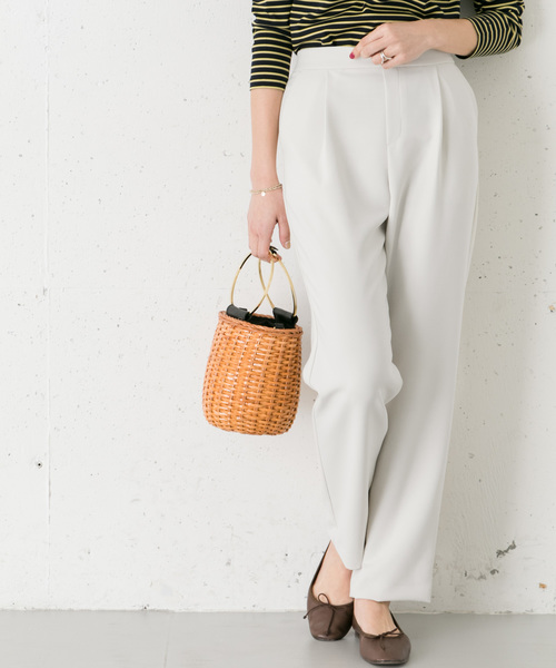 URBAN RESEARCH ROSSO WOMEN(アーバンリサーチ ロッソ)の「テーパードパンツ(パンツ)」|オフホワイト