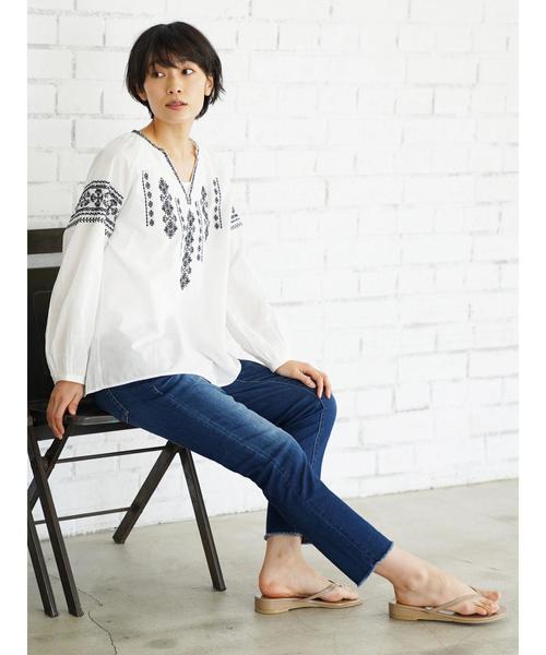 AMERICAN HOLIC(アメリカンホリック)の「刺繍ラグランブラウス(シャツ/ブラウス・レディース・ホワイト/ブラック/オフホワイト・FREE)」の9枚目の写真