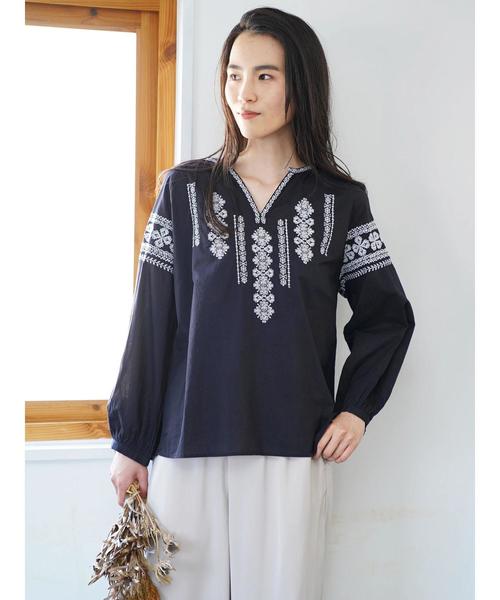 AMERICAN HOLIC(アメリカンホリック)の「刺繍ラグランブラウス(シャツ/ブラウス・レディース・ホワイト/ブラック/オフホワイト・FREE)」の15枚目の写真