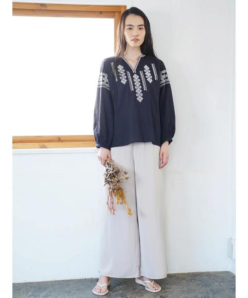 AMERICAN HOLIC(アメリカンホリック)の「刺繍ラグランブラウス(シャツ/ブラウス・レディース・ホワイト/ブラック/オフホワイト・FREE)」の10枚目の写真
