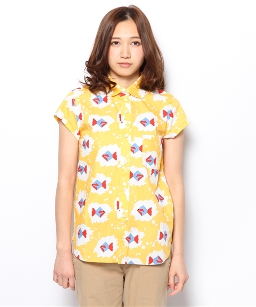 BEAMS BOY（ビームスボーイ）の「○BEAMS BOY / おさかなプリント ラウンド ボタンダウン シャツ（シャツ/ブラウス・レディース・イエロー/サックスブルー・ONE SIZE）」の7枚目の写真