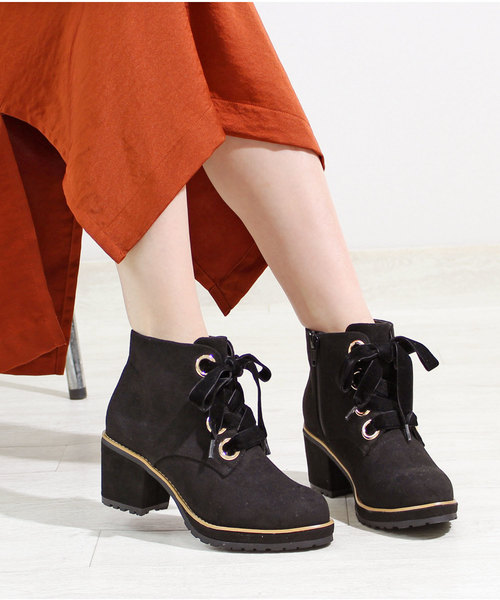 ALETTA�i�A���b�^�j�́uLirio blanco ���[�X�A�b�v�V���[�g�u�[�c�i�u�[�c�j�v�b�u���b�N�n���̑�