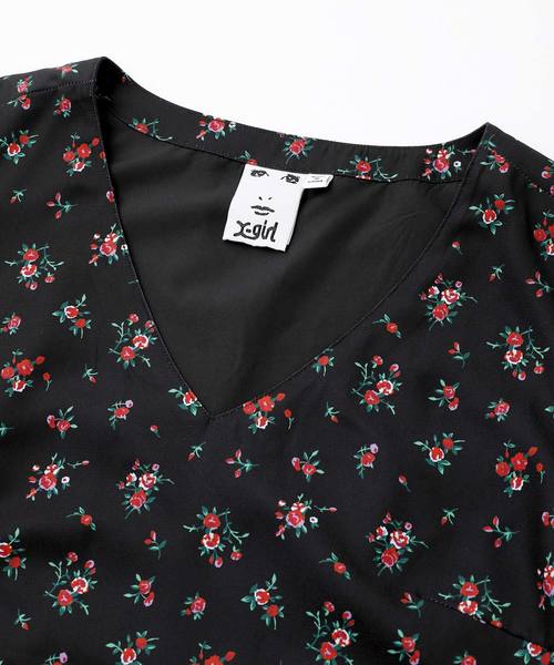 X-girl(エックスガール)の「FLORAL MINI DRESS(ワンピース・レディース・ブラック/オリーブ/ブルー・1/2)」の6枚目の写真