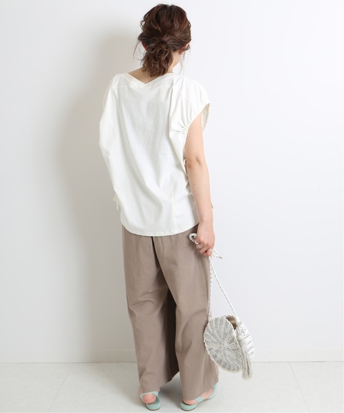 B.C STOCK(ベーセーストック)の「ソデギャザースムースプルオーバー◆(Tシャツ/カットソー・レディース・ホワイト/パープル/ブラウン・FREE)」の4枚目の写真