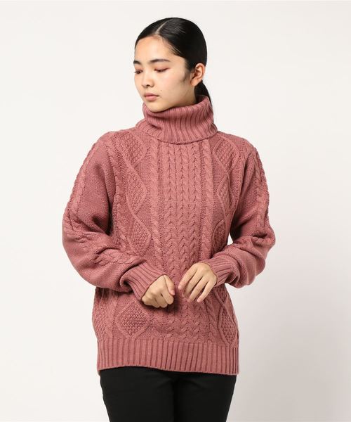 Bling Leads(ブリングリーズ)の「【Bl】ケーブルタートルネックニット(ニット/セーター・レディース・ベージュ/グレー/キャメル/ネイビー/ブルー/オフホワイト/ブラック/ダークグリーン/ワイン/マスタード/モカ/アイボリー/ピンク・MEDIUM/X-LARGE/LARGE)」の12枚目の写真