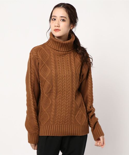 Bling Leads(ブリングリーズ)の「【Bl】ケーブルタートルネックニット(ニット/セーター・レディース・ベージュ/グレー/キャメル/ネイビー/ブルー/オフホワイト/ブラック/ダークグリーン/ワイン/マスタード/モカ/アイボリー/ピンク・MEDIUM/X-LARGE/LARGE)」の11枚目の写真