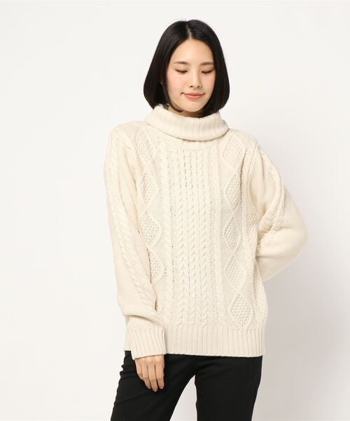 Bling Leads(ブリングリーズ)の「【Bl】ケーブルタートルネックニット(ニット/セーター・レディース・ベージュ/グレー/キャメル/ネイビー/ブルー/オフホワイト/ブラック/ダークグリーン/ワイン/マスタード/モカ/アイボリー/ピンク・MEDIUM/X-LARGE/LARGE)」の3枚目の写真