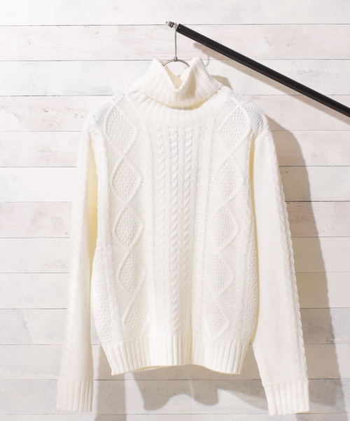 Bling Leads(ブリングリーズ)の「【Bl】ケーブルタートルネックニット(ニット/セーター・レディース・ベージュ/グレー/キャメル/ネイビー/ブルー/オフホワイト/ブラック/ダークグリーン/ワイン/マスタード/モカ/アイボリー/ピンク・MEDIUM/X-LARGE/LARGE)」の21枚目の写真