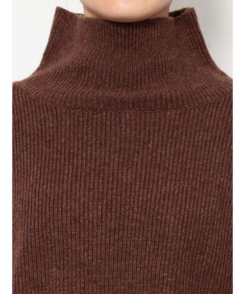 Ungrid（アングリッド）の「ハイネックショートニット（ニット/セーター・レディース・オフホワイト/ブラック/イエロー/ブラウン・FREE）」の21枚目の写真