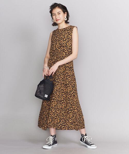 beach lunch lounge（ビーチランチラウンジ）の「＜beach lunch lounge＞ウエストギャザーノースリーブワンピース ο（ワンピース・レディース・レッド/ベージュ・SMALL）」の3枚目の写真