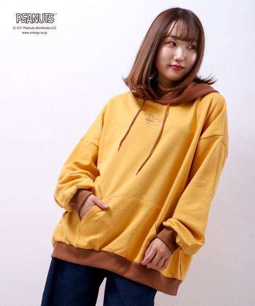 セール Peanuts ピーナッツ スヌーピーフロント刺繍裏毛配色パーカー パーカー Peanuts ピーナッツ のファッション通販 Zozotown
