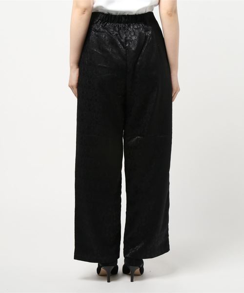 Ambre Neige（アンブルネージュ）の「ジャガードパンツ／【WEB/EC限定商品】（その他パンツ・レディース・ブラック/ベージュ/グリーン・SMALL/MEDIUM）」の4枚目の写真