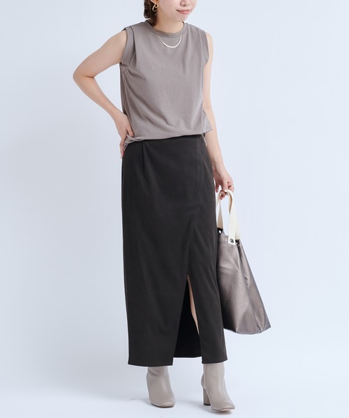 DouDou（ドゥドゥ）の「【新色追加】スウェードタイトスリットスカート（スカート・レディース・ダークブラウン/サックスブルー/オフホワイト/レモンイエロー・FREE）」の9枚目の写真