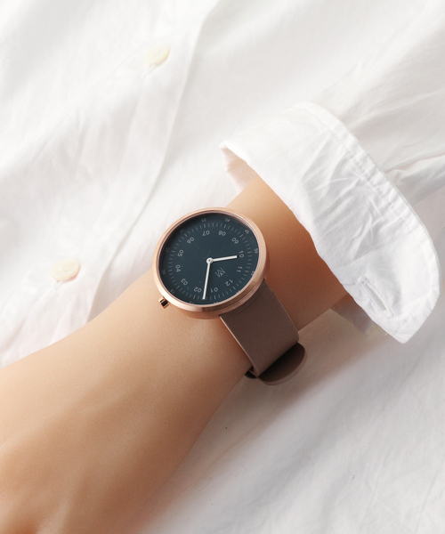 Mavenwatches(マベンウォッチズ)の「MAVEN STORM CLOUD CAMEL 40mm【 ウォッチ 】(アナログ腕時計・レディース・ピンク・FREE)」の8枚目の写真