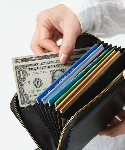 MURA(ムラ)の「ゴートレザー スキミング防止 大容量 通帳ケース(パスポートケース・レディース・ブラック/ネイビー/グレー/イエロー/グリーン・FREE)」の12枚目の写真