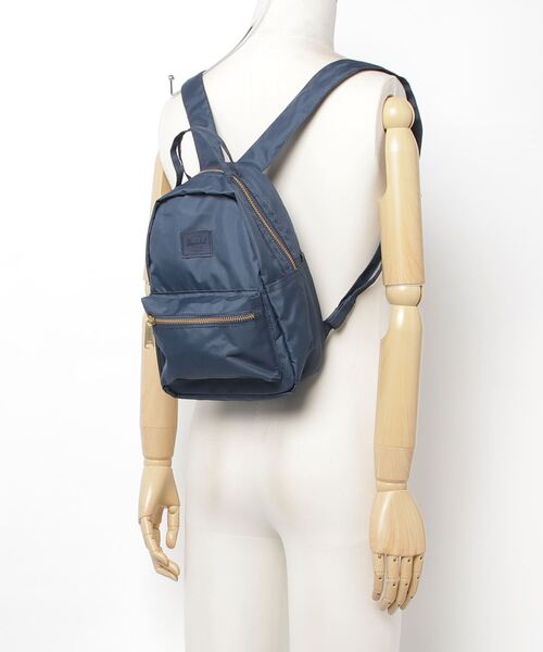 Herschel Supply（ハーシェルサプライ）の「Herschel Supply/ハーシェル サプライ バックパック NOVA MINI LIGHT 9211096（バックパック/リュック・レディース・ネイビー・FREE）」の5枚目の写真
