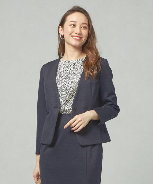 closet story(クローゼットストーリー)の「<closet story>□ポンチ カラーレス ジャケット -手洗い可能-(ノーカラージャケット・レディース・ベージュ/ネイビー・SMALL/MEDIUM)」の1枚目の写真