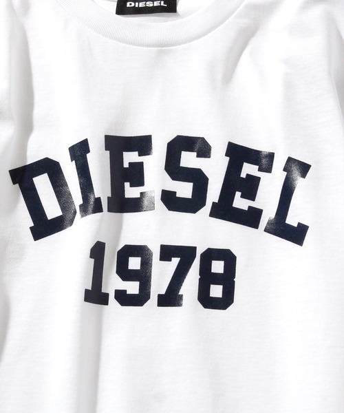 DIESEL KIDS(ディーゼルキッズ)の「DIESEL(ディーゼル)Kids & Junior カットソーTシャツ(Tシャツ/カットソー・キッズ・ブラック/ホワイト/チャコールグレー/ブルー・4YEAR/6YEAR/8YEAR/10YEAR/12YEAR/14Y/16Y)」の11枚目の写真