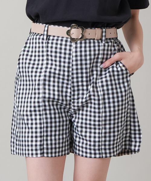 SPINNS(スピンズ)の「ハイウエスト ピンタックショートパンツ(その他パンツ・レディース・ブラック/ベージュ/カーキ/モカ/ホワイト/ベージュ系その他/ブラウン/チャコール/ブラック系その他/ブラック系その他2・ONESIZE)」の1枚目の写真