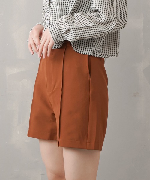 SPINNS(スピンズ)の「ハイウエスト ピンタックショートパンツ(その他パンツ・レディース・ブラック/ベージュ/カーキ/モカ/ホワイト/ベージュ系その他/ブラウン/チャコール/ブラック系その他/ブラック系その他2・ONESIZE)」の12枚目の写真