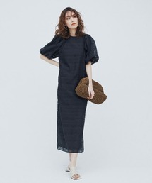 ボリュームスリーブストレートワンピース