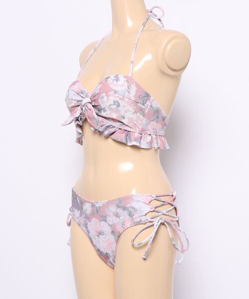 To the sea(トゥーザシー)の「フラワースリーピースビキニ To the sea(トゥーザシー)の「フラワースリーピースビキニ