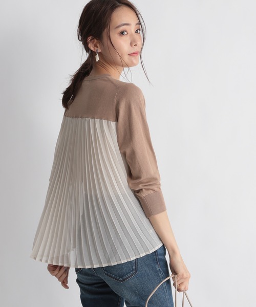 Andemiu（アンデミュウ）の「【顔診断STRAIGHT】プリーツドッキングニット937950（ニット/セーター・レディース・ブラック/ベージュ/オフホワイト/ブルー・FREE）」の3枚目の写真