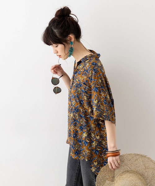 hunch(ハンチ)の「シアー×ジャガード 柄プリント 開襟シャツ(シャツ/ブラウス・レディース・ブラウン/イエロー/ライトカーキ・FREE)」の8枚目の写真