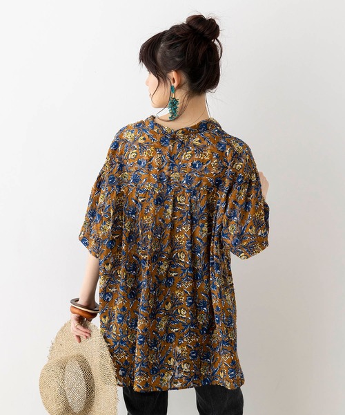 hunch(ハンチ)の「シアー×ジャガード 柄プリント 開襟シャツ(シャツ/ブラウス・レディース・ブラウン/イエロー/ライトカーキ・FREE)」の9枚目の写真