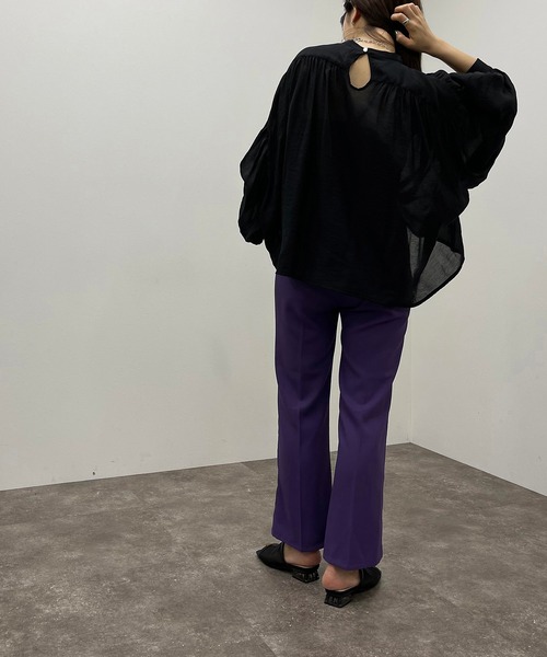 apres jour mignon(アプレジュールミニョン)の「シアー袖ボリュームハイネックブラウス【ZOZOTOWN限定アイテム】(シャツ/ブラウス・レディース・オフホワイト/グリーン/ブラック/グレイッシュベージュ・フリー/X-LARGE)」の22枚目の写真
