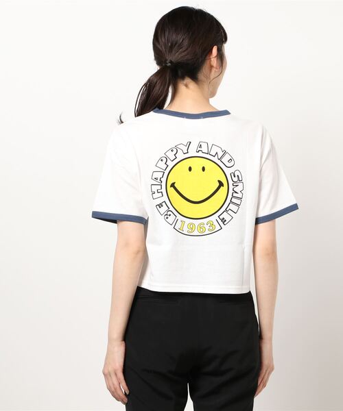 SPINNS（スピンズ）の「NICOバックプリント リンガーTシャツ（Tシャツ/カットソー・レディース・ホワイト/ネイビー/イエロー・ONESIZE）」の5枚目の写真