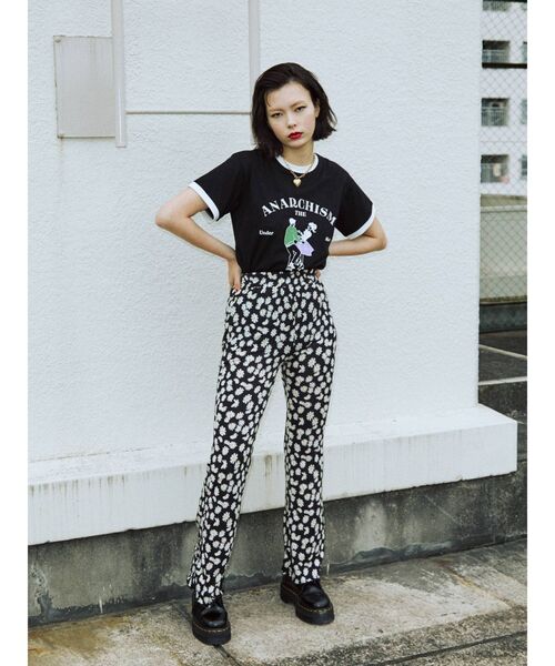 jouetie（ジュエティ）の「レトロカップルトリムTシャツ（Tシャツ/カットソー・レディース・オフホワイト/ブラック/ライトブルー・MEDIUM）」の11枚目の写真