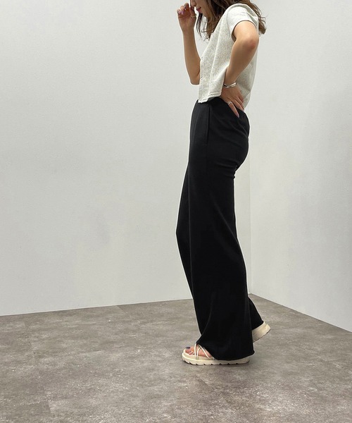 apres jour mignon(アプレジュールミニョン)の「スウェットフレアパンツ【ZOZOTOWN限定アイテム】(その他パンツ・レディース・ブラック/杢グレー/ナチュラル・SMALL/MEDIUM/X-LARGE)」の4枚目の写真