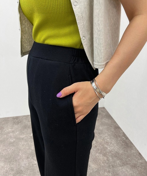 apres jour mignon(アプレジュールミニョン)の「スウェットフレアパンツ【ZOZOTOWN限定アイテム】(その他パンツ・レディース・ブラック/杢グレー/ナチュラル・SMALL/MEDIUM/X-LARGE)」の14枚目の写真