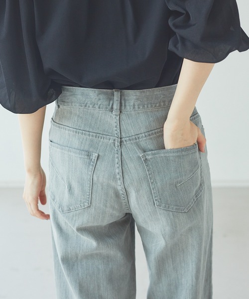 Abahouse Devinette（ドゥヴィネット）の「【BRAHMIN】ワイドデニムパンツ（デニムパンツ・レディース・ライトグレー/オフホワイト・38/36）」の7枚目の写真