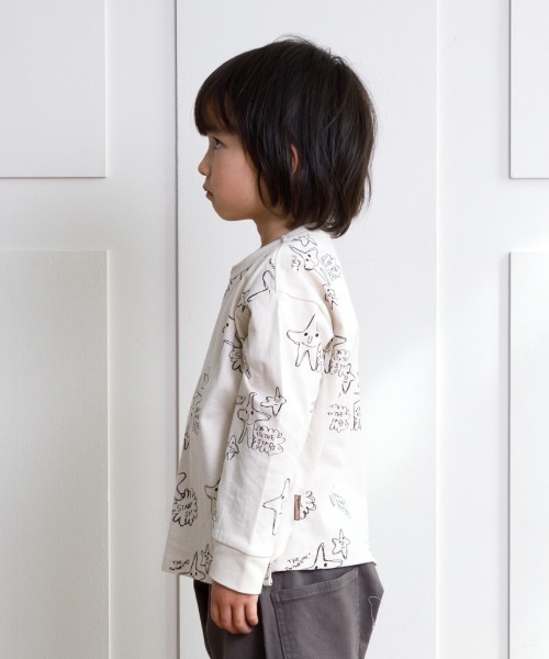 MAKE YOUR DAY（メイクユアデイ）の「お星さま総柄長袖Tシャツ■80～140cm（Tシャツ/カットソー・キッズ・グレー/アイボリー・90/100/110/120/80/130/140）」の4枚目の写真