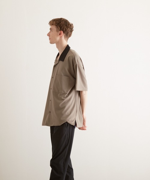 TONE SELECT WEAR(トーンセレクトウェア)の「【TONE BY AS】梨地オープンシャツ(BL)(シャツ/ブラウス・メンズ・ブラック/ブルー/グレイッシュベージュ・LARGE/MEDIUM)」の10枚目の写真
