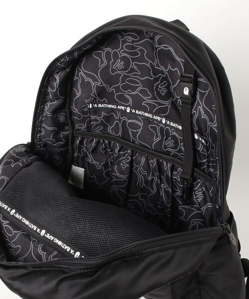 A BATHING APE（アベイシングエイプ）の「PADDED NYLON DAYPACK
