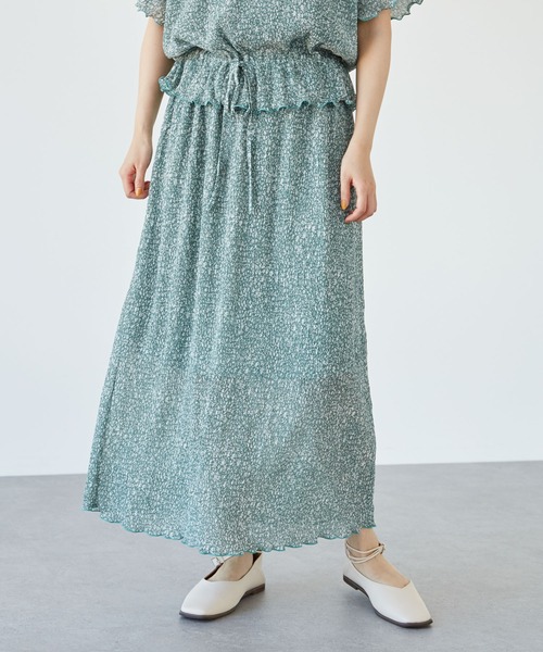 Green Parks(グリーンパークス)の「小花柄タイトスカート*(スカート・レディース・ブルー/グリーン・FREE)」の1枚目の写真