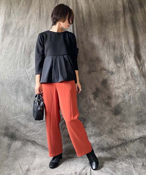 deux amour（ドゥーザムール）の「ポンチバックフリルカットソー（スウェット・レディース・ブラック/カーキ系・MEDIUM）」の12枚目の写真