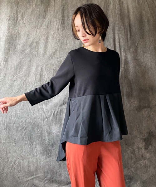 deux amour（ドゥーザムール）の「ポンチバックフリルカットソー（スウェット・レディース・ブラック/カーキ系・MEDIUM）」の7枚目の写真