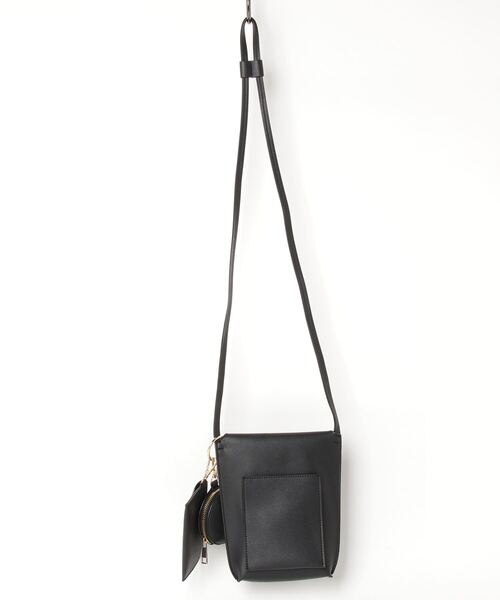 Shelly island（シェリーアイランド）の「フェイクレザーマルチポシェット（ショルダーバッグ・レディース・ホワイト/ベージュ/ブラック・FREE）」の4枚目の写真