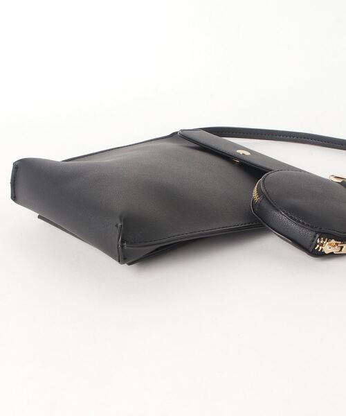 Shelly island（シェリーアイランド）の「フェイクレザーマルチポシェット（ショルダーバッグ・レディース・ホワイト/ベージュ/ブラック・FREE）」の7枚目の写真