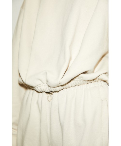 THROW by SLY（スローバイスライ）の「THROW OVER C/N SW TOP/オーバークルーネックスウェットトップス（スウェット・レディース・カーキ/アイボリー・FREE）」の21枚目の写真