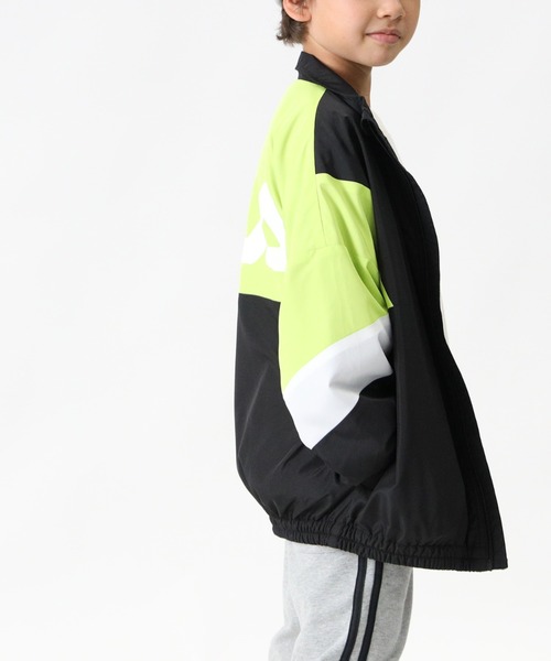 FILA(フィラ)の「【FILA】スタンドジップブルゾン(ブルゾン・キッズ・グレー/ブラック・155/130/140/105/120)」の8枚目の写真