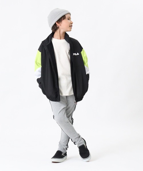 FILA(フィラ)の「【FILA】スタンドジップブルゾン(ブルゾン・キッズ・グレー/ブラック・155/130/140/105/120)」の9枚目の写真